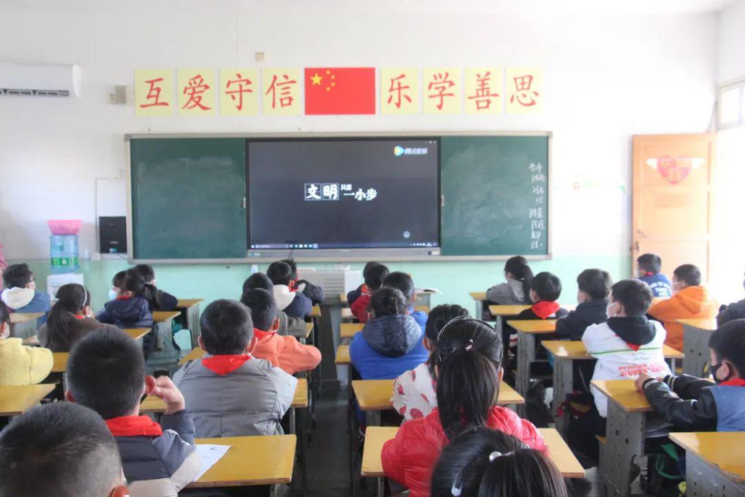 整蛊邻居