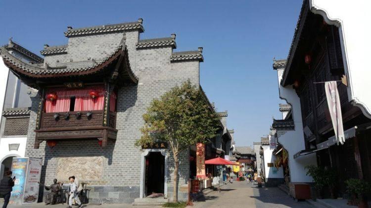 把文明种子播撒在出行路上